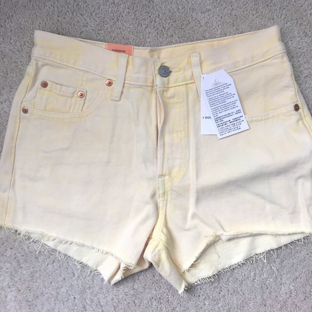 Levi’s shorts